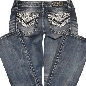 Miss Me Bootcut Jeans. Women's Size: Waist 31x34 Inseam.